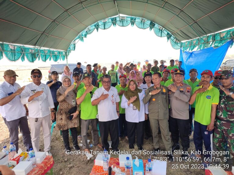 Grobogan Semangat Meningkatkan Produksi Kedelai Nasional